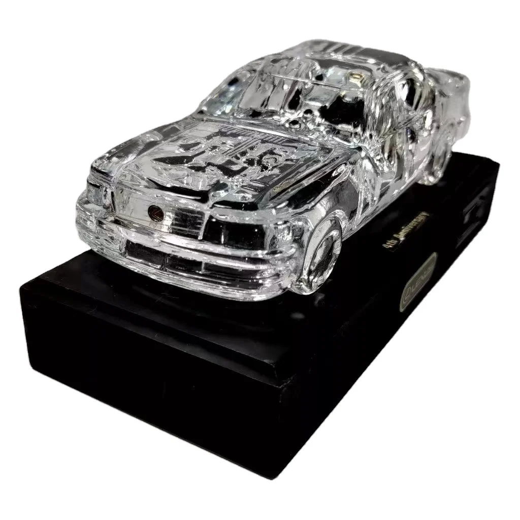 

3D Crystal Glass Car Model Trophy Polished Sports Events Decorative Award for Annual Meeting Souvenirs and Gifts
