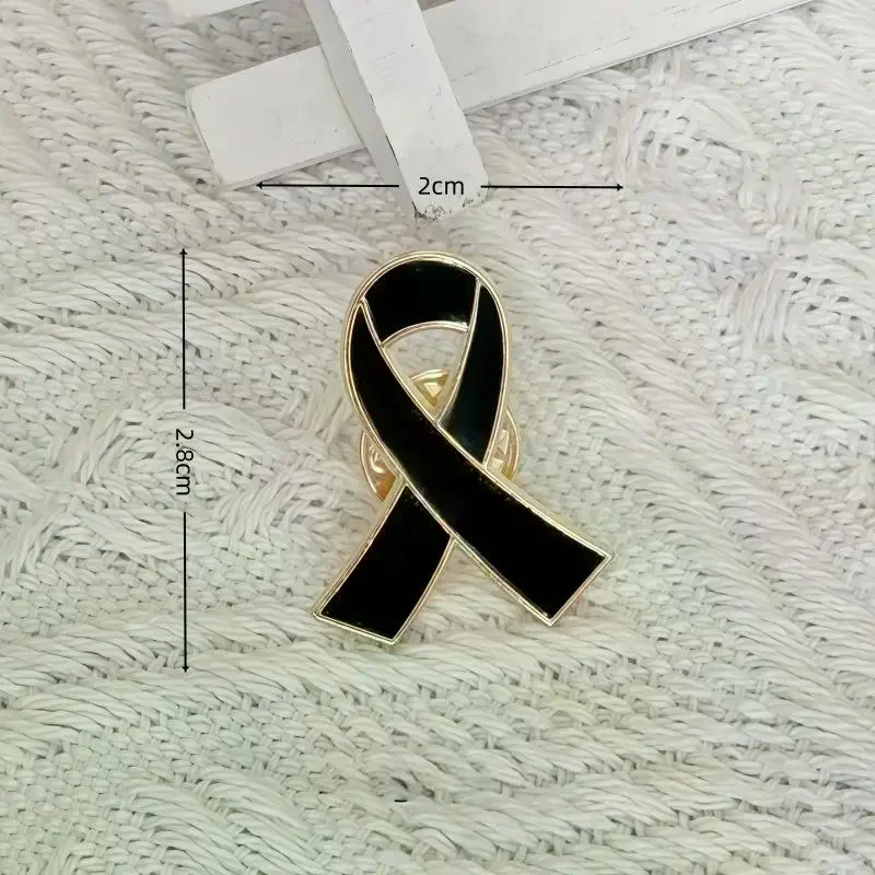 1/5/10 قطعة أسود أبيض الشريط بروش جنازة دبوس تذكاري للمرأة الرجال شريط معدني الحداد شارة فستان بتصميم بدلة قميص اكسسوارات