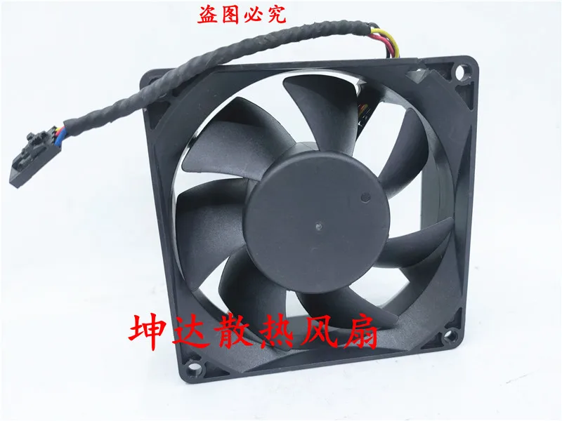 FOXCONN PVA092J12M-P DC 12V 0.95A 90x90x32mm 4-Wire Server Cooling Fan