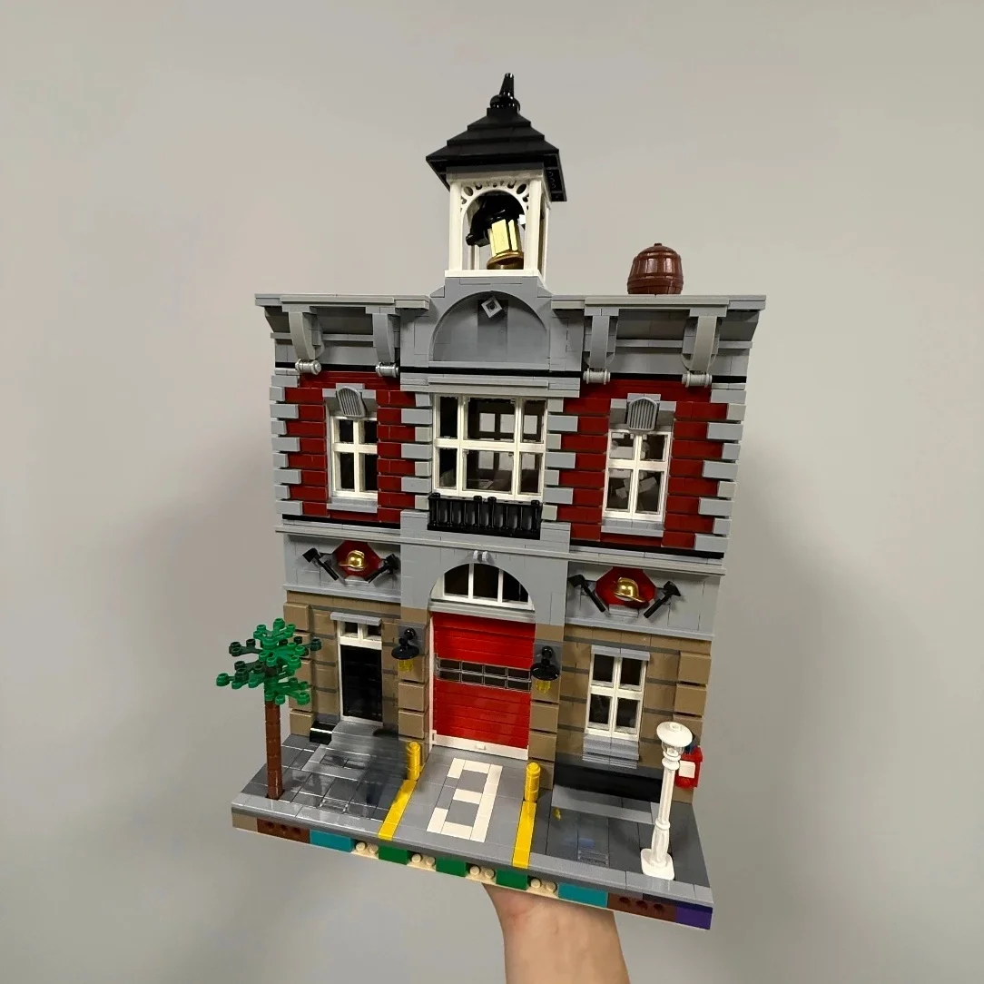 Large classical architecture series building block set fire station model building blocks; DIY building blocks; toy set; gift
