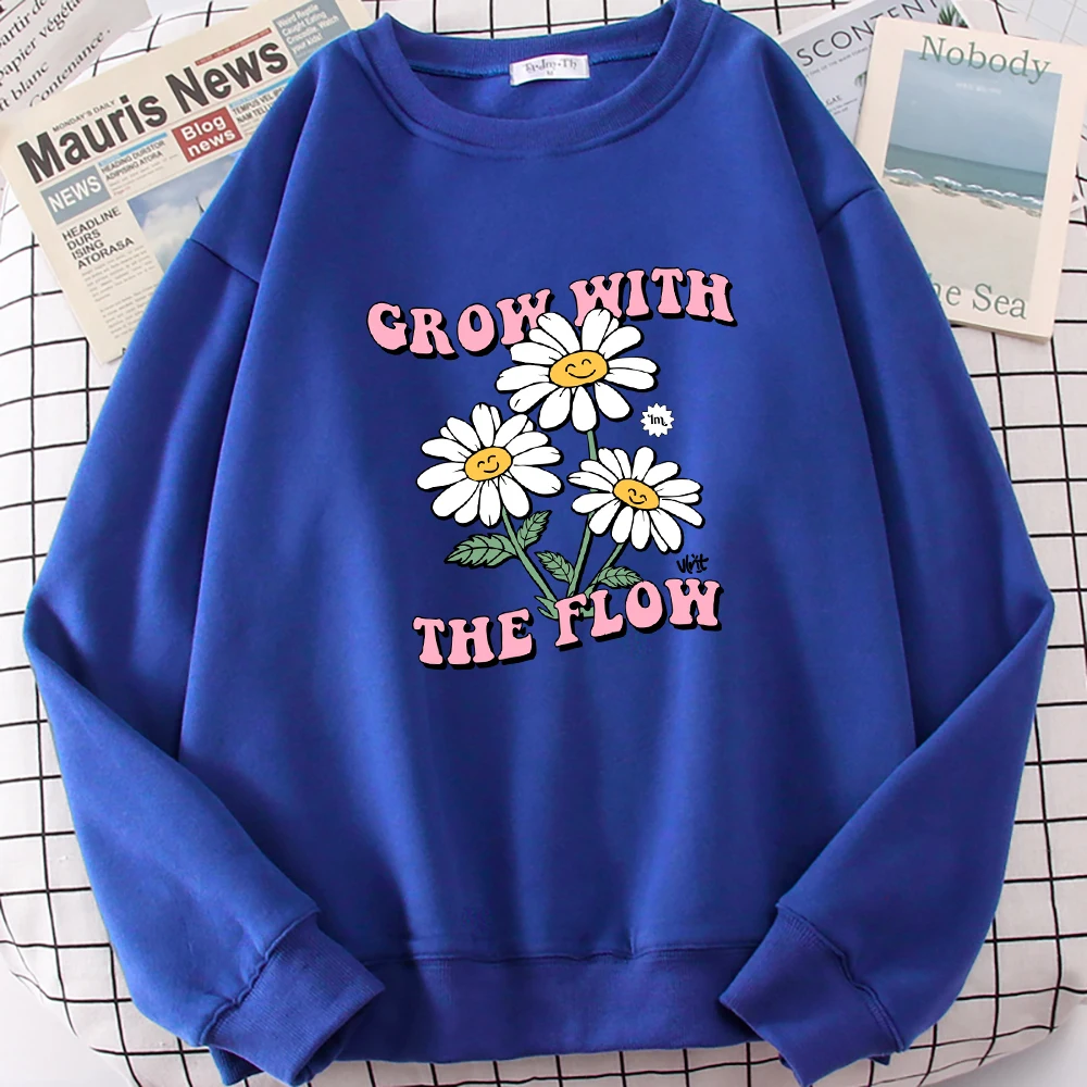 

Grow With The Flow Happy Flowers Design Female Sweatshirt Trendy Crewneck Streetwear Hipster Soft Pullovers Fleece Clothing