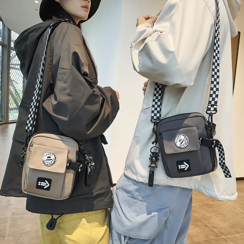 Shoulder bag for men and women, Japanese style casual bag, simple fashion small Cross bag for female students, new design