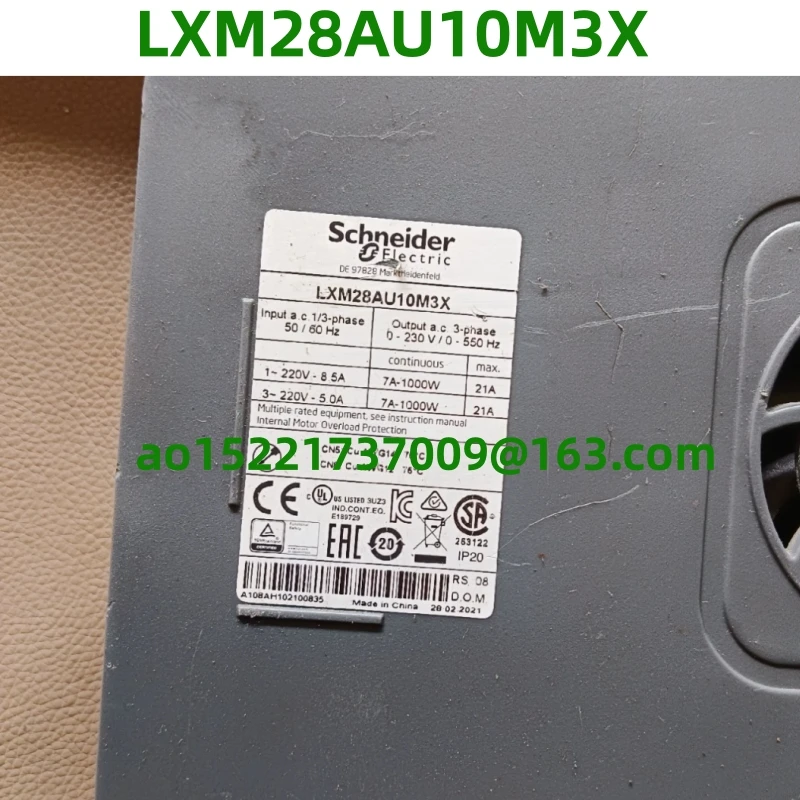 servo drive 1000w lxm28au10m3x Second-hand 9-layer new test is 100% OK LXM28AU10M3X AC servo drive 1KW