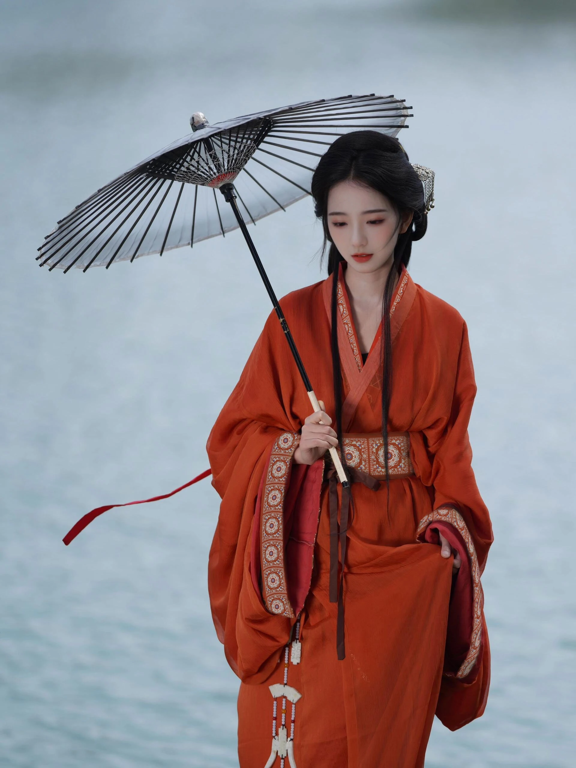 رداء Hanfu النسائي ذو الدول المتحاربة، نموذج ترميم قبة ماشان تشو، ذيل مستقيم للربيع والصيف، صيني تقليدي