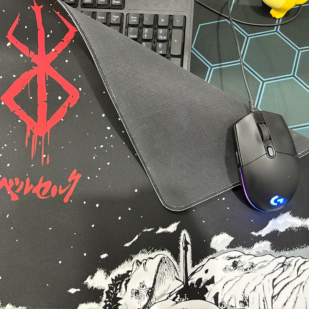 Guts Schwert in Berserker Mauspad Berserk Guts Gamer Spiel Mauspad Computerzubehör Große Tastatur Laptop Padmouse Speed Des