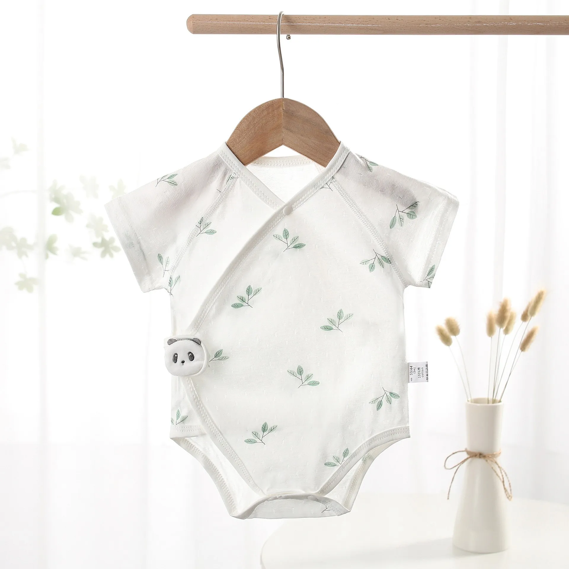 AYNIGIELL New Summer Baby Clothing Cute Newborn Baby Short Sleeved Triangle Jumpsuit 100% Cotton Men's and Women's Baby Jumpsuit