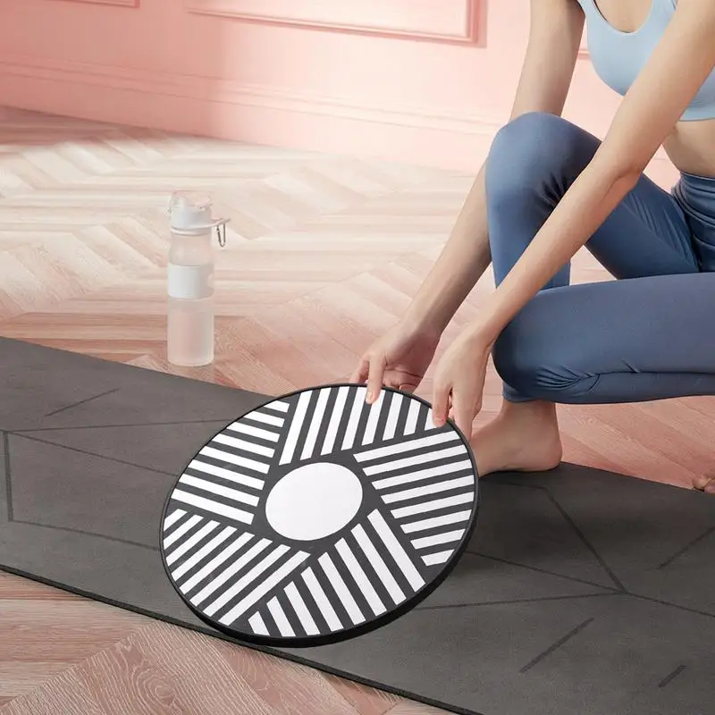 

Balance Exercise Board Wooden Foot Standing Balance Boards No-Slip Workout Training Deck Stability Wobble Equipment For Elderly