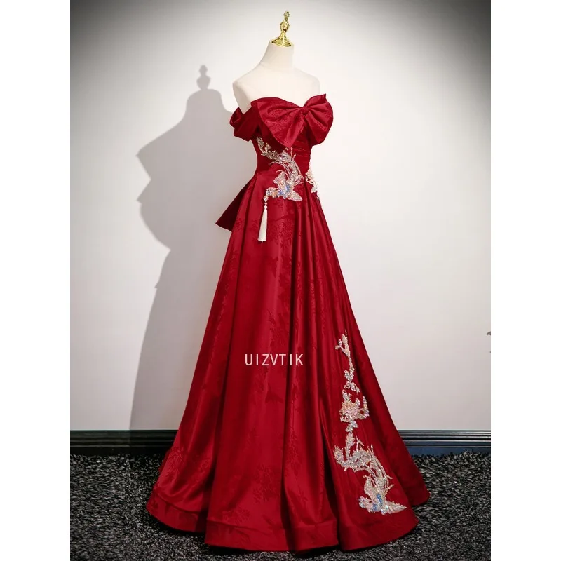 

Burgundy Big Bow Off-Shoulder Prom Dresses New Women Elegant Satin Applique Celebrity Dresses Luxury A-Line Party Evening Gowns