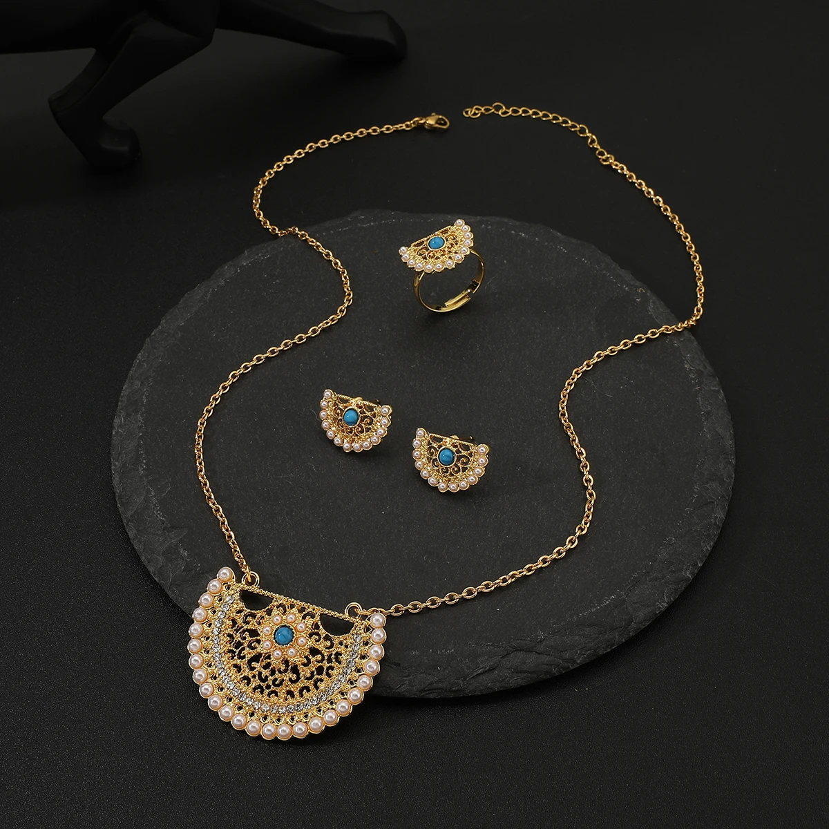 Stainless Steel Jewelry Set vintage golden pearls Necklace Earrings ring Exaggerated Jewelry Set For Women Jewelry Gifts