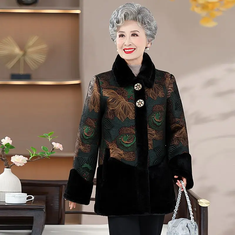 High Quality Grandma Winter Jacket 2025 New Thicken Warm Cotton-padded Parkas Overcoat Middle-aged Elderly Mother Faux Fur Coat