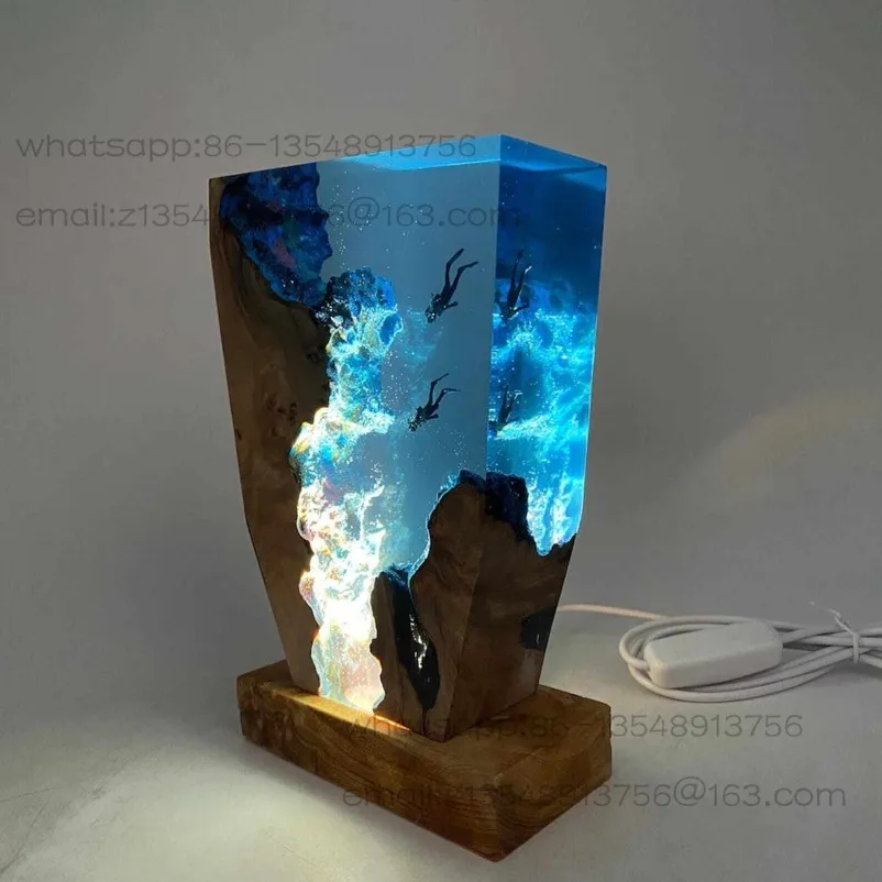 Creative Handmade Resin Light Christmas Gift Solid Wood Tabletop Ornament Art Ocean Diving Atmosphere Night Light Ornament