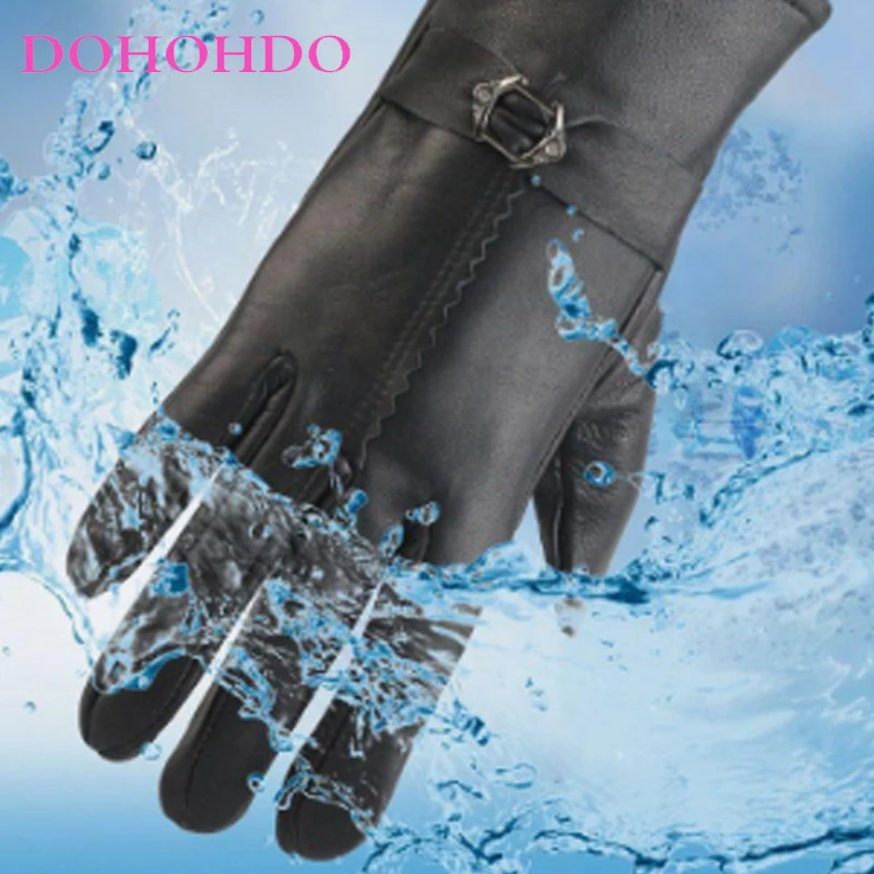 قفازات جلد الغنم السوداء المرأة الخريف والشتاء المخملية قفازات جلدية دافئة مقاوم للماء يندبروف ركوب الدراجات النارية المخملية