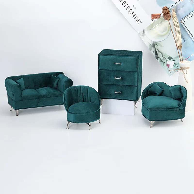 

Desktop simulation furniture ornaments jewelry box Peacock green Dutch velvet comfortable jewelry box jewelry storage box bag