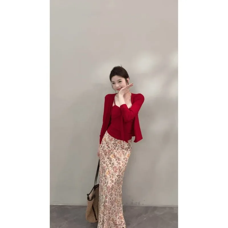 Light and Familiar Style Wear Complete Set of Spring Dresses Slim and Thin Cardigan Suspender Skirt, Three-piece Suit for Women