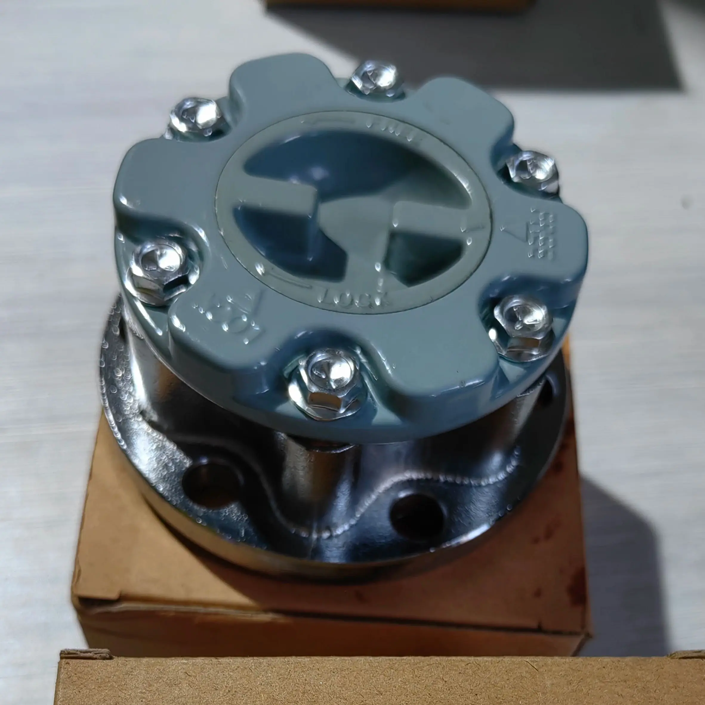 

1 блок x 28, свободная блокировка ступицы подшипника колеса для Mitsubishi Pajero Montero 91-00 B011 MD886389