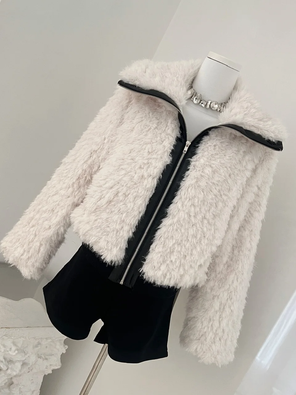 الفرنسية Sle ort ملابس خارجية المرأة شتاء جديد Faion اللون Colion بولي Leather الجلود المرقعة طويلة Sve بدوره إلى أسفل طوق