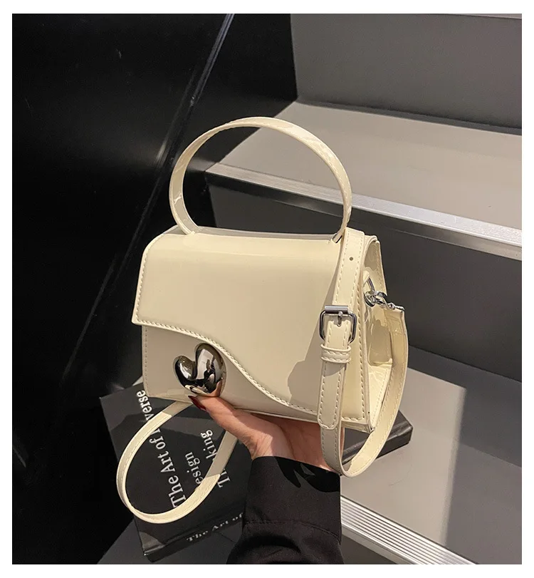

‌2025 European Fashion Women Crossbody Bag Anti-Theft Lightweight Travel Casual Purse for Daily Use Small Square Lock Design