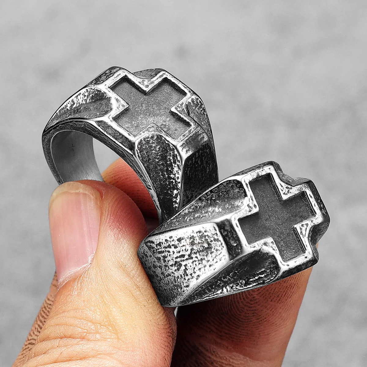 Vintage Black Cross Amulet Men Rings Stainless Steel Women Jewelry Punk Rock Cool Stuff Fashion Accessories Gift Wholesale