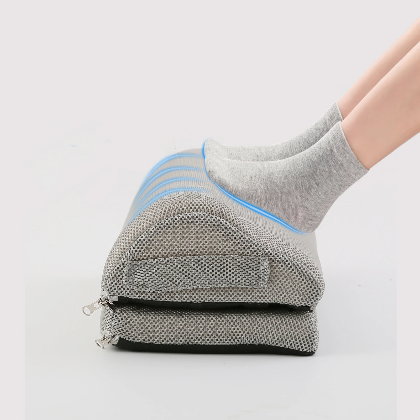 Poggiapiedi da ufficio in rete a doppio strato Poggiapiedi a forma di nuvola Allevia la pressione delle gambe Pedale morbido per ufficio domestico