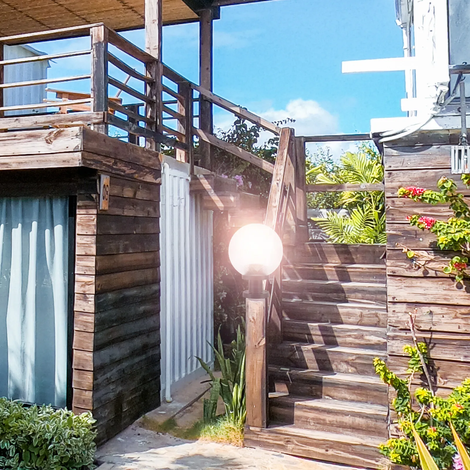 

1Set Acrylic Globe Lampshade Long-Lasting Outdoor Lamp Post Light Cover Replacement Lamp Shade Porch Light Cover