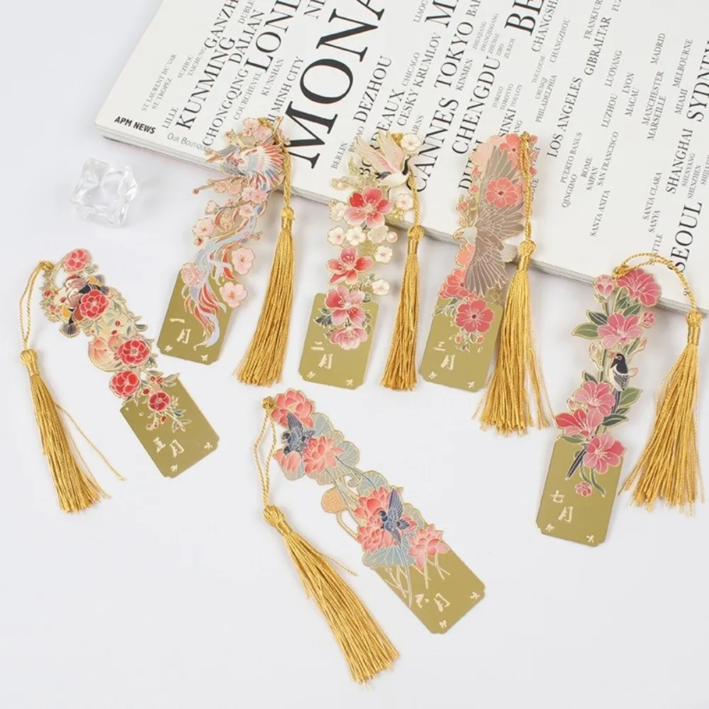 Hollow Metal Plants Bookmark Exquisite Rectangular Book Marks Flower & Birds Oil Painting Style Reading Book Tools