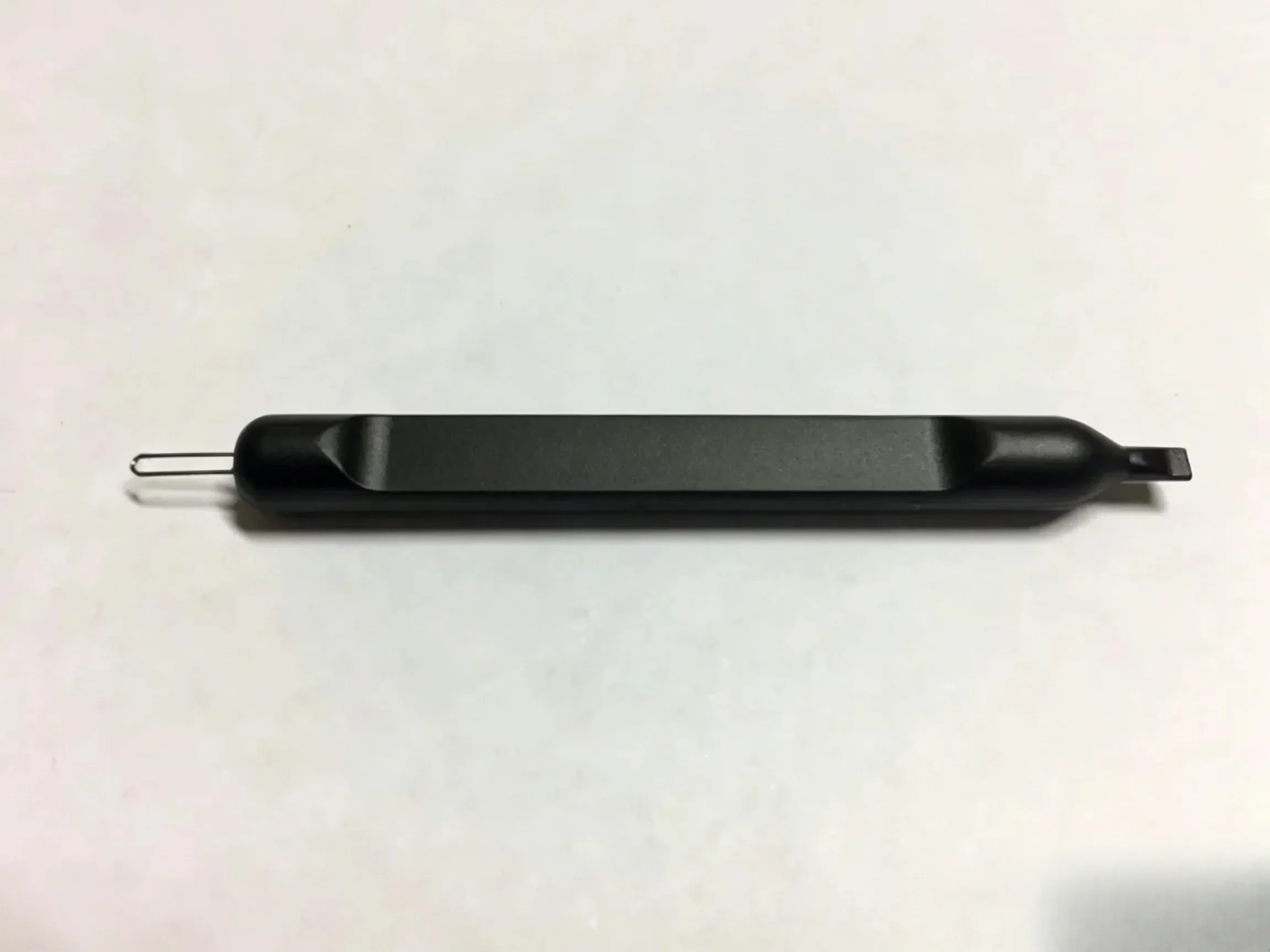 Suitable for Sennheiser IE80 IE8 IE8i Earphone Cleaning Stick & Tuning Tool