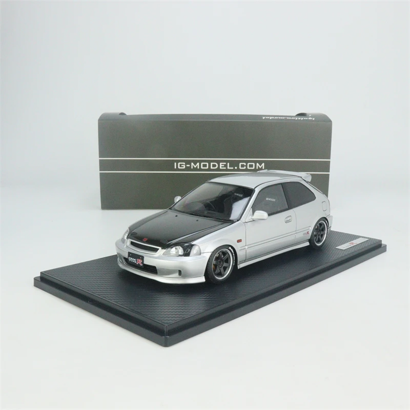 

IG 1:18 Scale Honda Civic EK9 Type R Silver Static Resin Car Model Collectible Toy Gift Souvenir Display Ornament