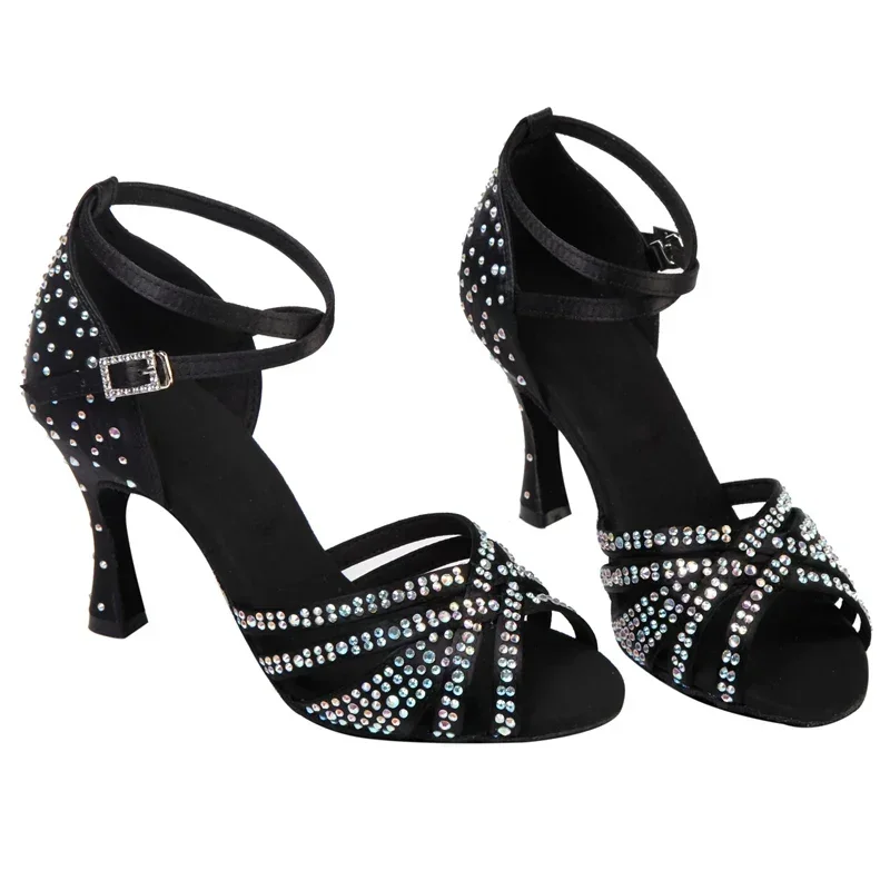 Lateinische Tanzschuhe für erwachsene Frauen mit weicher Sohle und Diamantbesatz, professionelle Tanzschuhe für den Innenbereich, mittlerer Absatz. – Detail 10
