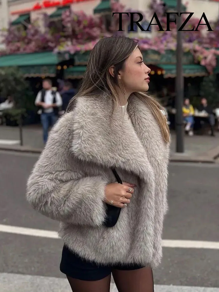 TRAFZA Women 2024 Fashion Autumn Winter Gradient Fur Coat Female Casual Oversized Turn Down Collar Coats Street Chic Jackets