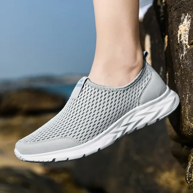 2026 New Shoes Men Loafers Light Walking Breathable Summer Comfortable Casual Shoes Men Sneakers Zapatillas Hombre Plus 4