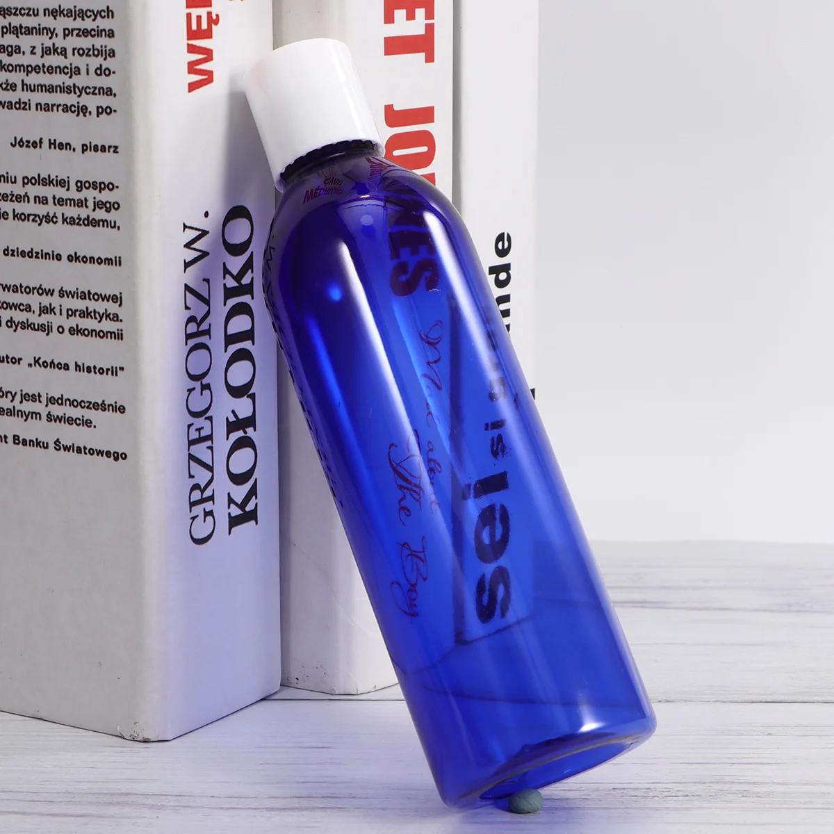 

6Pcs Refillable Portable Travel Bottles 250ml Press Lid Empty Dispenser for Shampoo Lotion Serum Sunscreen