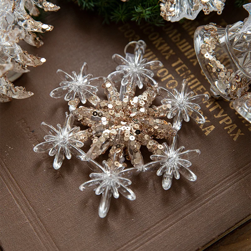 Christmas Practical Sequin Acrylic Solid Color Pendant Transparent Snowflake Pendant Christmas Tree Scene Decoration