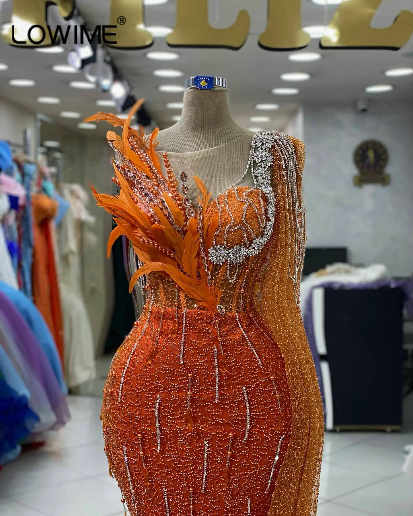 Dubai Orange Sequins Mermaid Evening Dresses with One Shoulder Cape Crystals Stones Feathers Formal Party Gowns Robes De Soirée