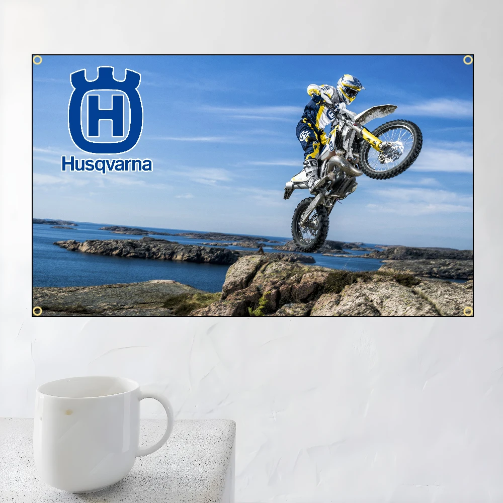 H-Husqvarnas Logo Cool Flag Polyester Printed Banner For Home Decoration view 3