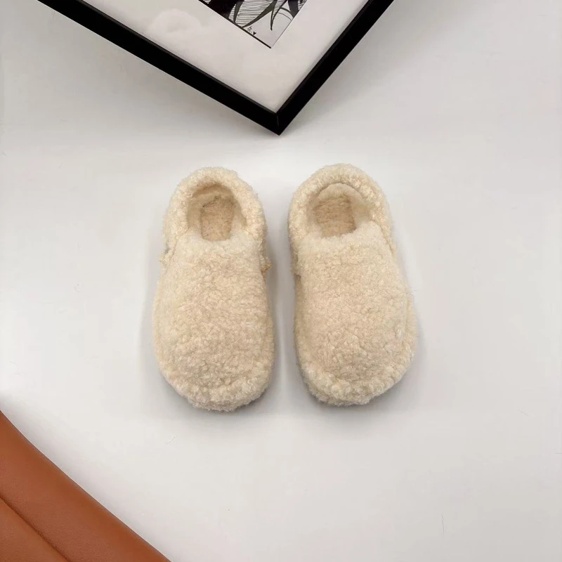 子供用寝室靴-丸いつま先-キッズカジュアルスリッパ-快適な柔らかい底-2025年冬新作-男の子女の子ファッションスリッパ-トレンド