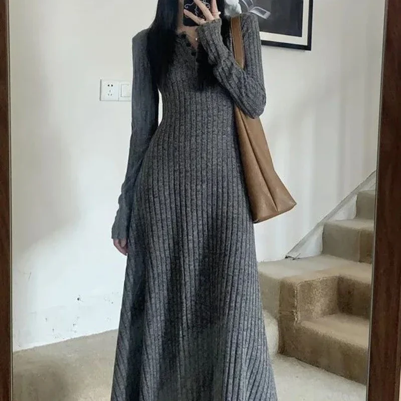 

2025 Korean High-end Knitted Dress for Women Autumn/Winter Slim Fit Fashionable Versatile Long-sleeved Woolen Dress for Women