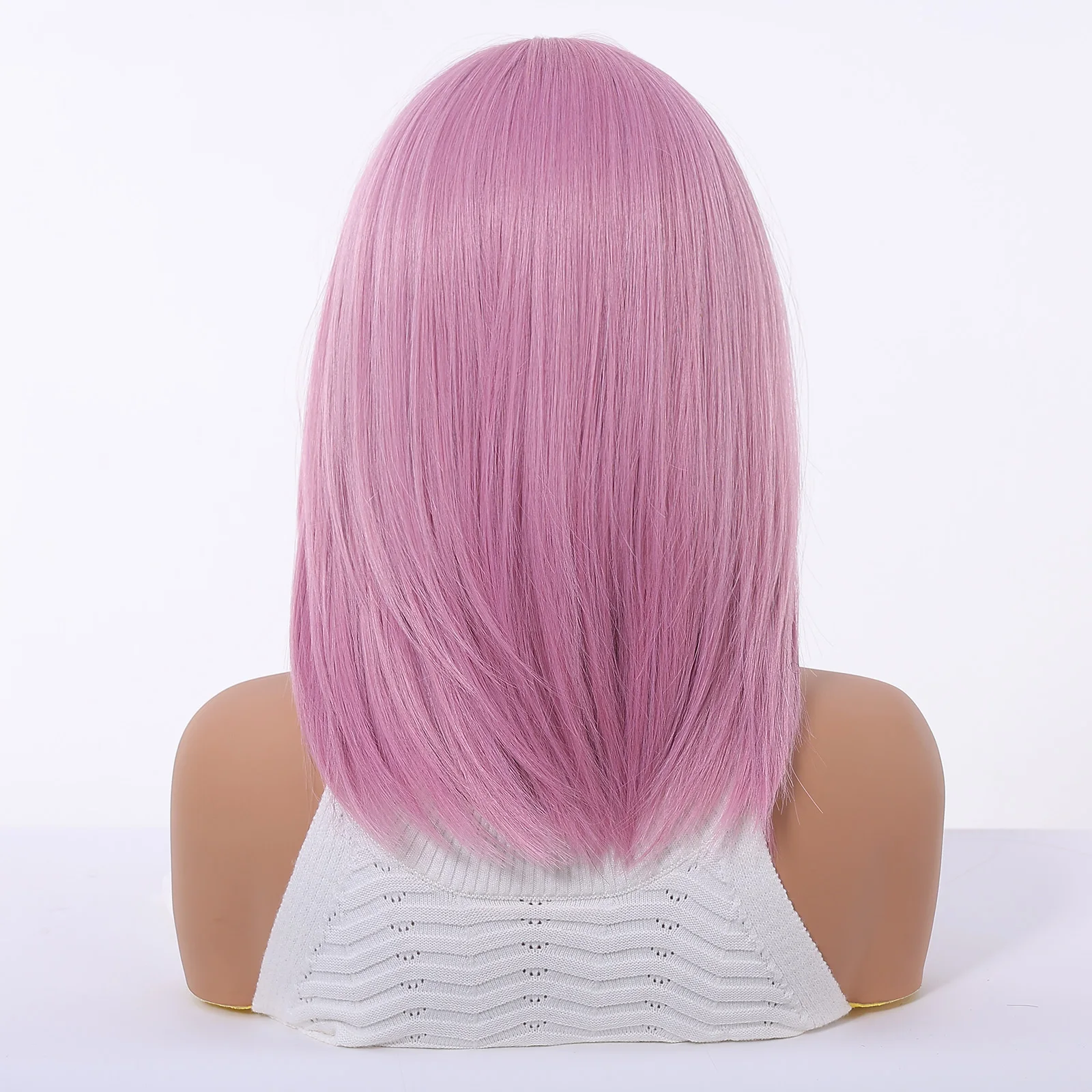 Ashely 肩の長さのピンクのレイヤード合成ウィッグ 女性用 14 インチ ショート ストレート 女性用ウィッグ カーテン前髪付き 耐熱性
