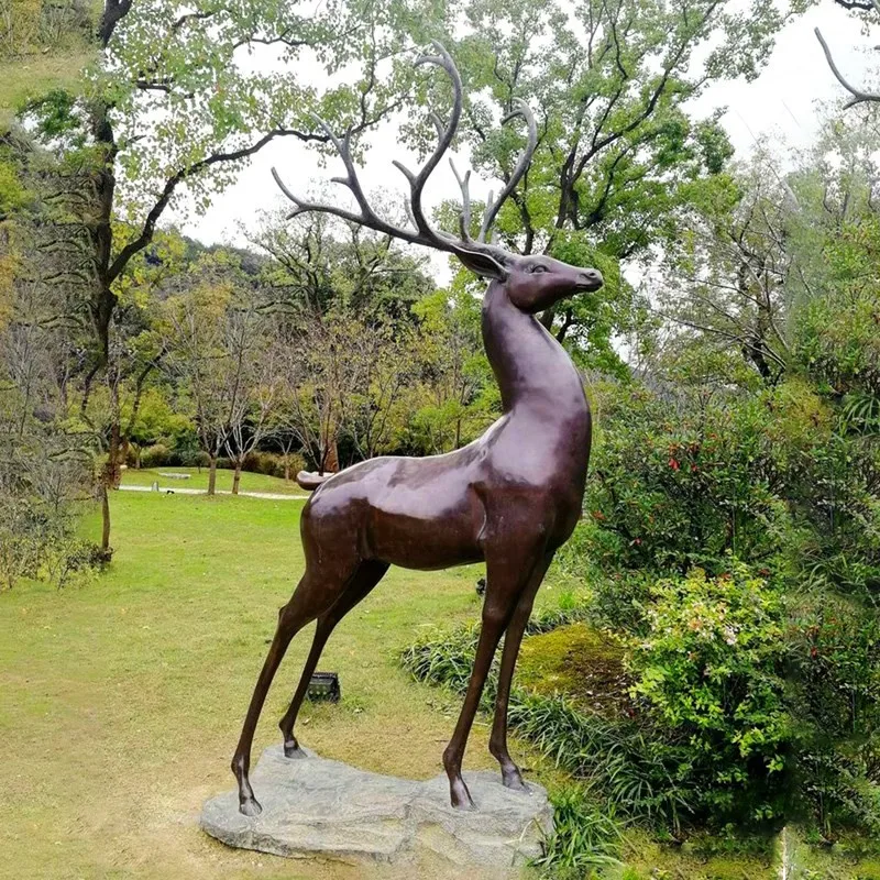 ※a Glass Fiber Reinforced Plastic Deer Sculpture Park Landscaping Abstract Red Deer Figurine Outdoor Landscape Decoration