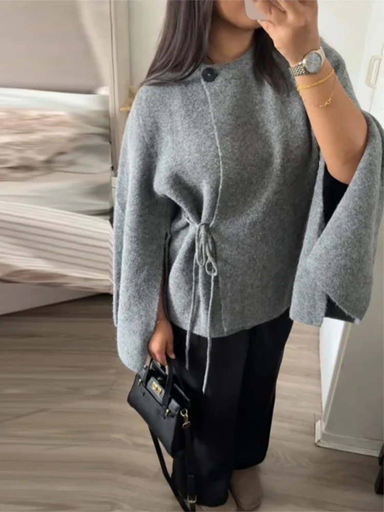 سترة نسائية متينة غير رسمية بأربطة ملابس تريكو فضفاضة أنيقة وأكمام تشبه جناح الخفّاش سترات محبوكة لخريف 2025 سترة نسائية جديدة متماسكة #3