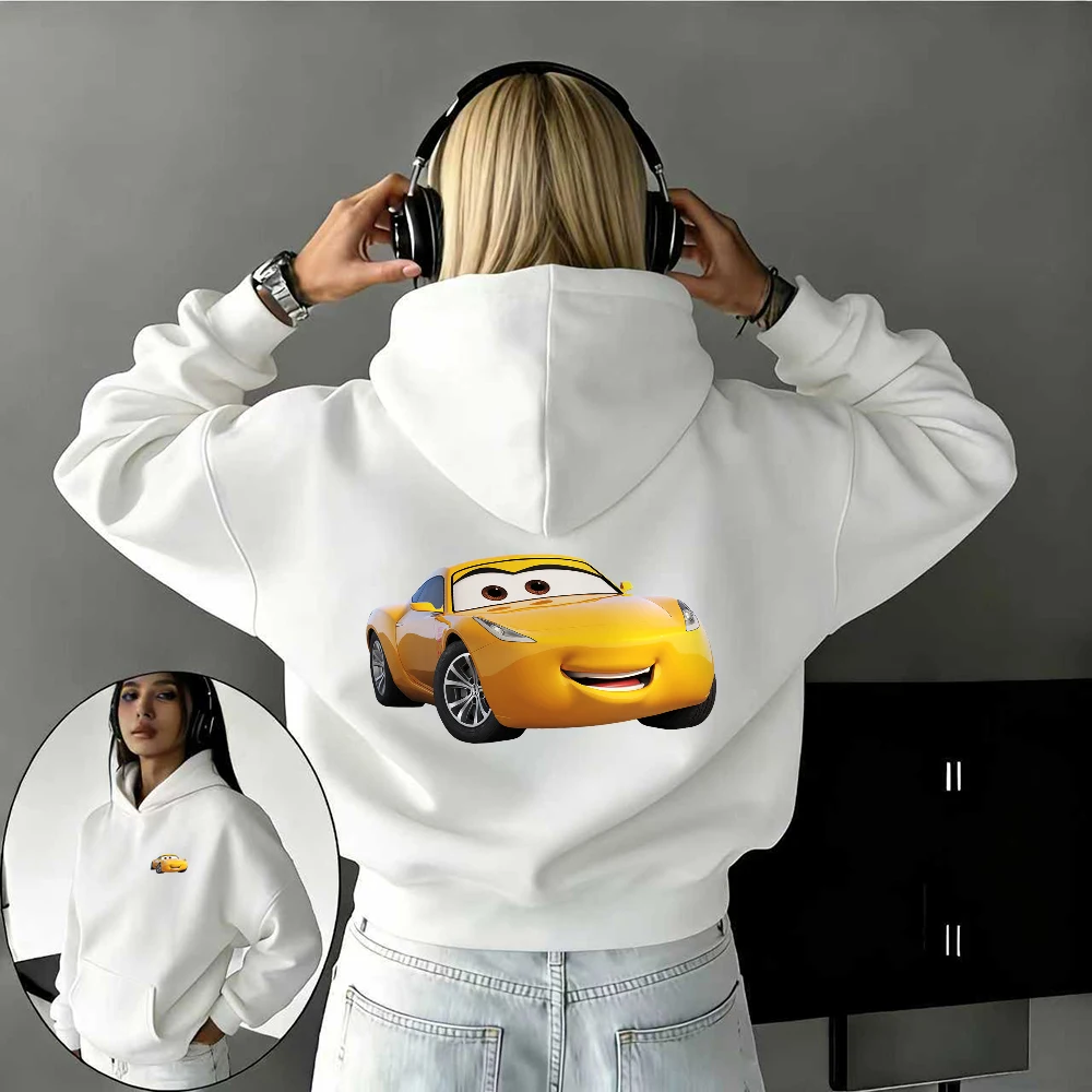 صورة ماكوين المطلية باللون الأصفر لسيارات ديزني للخريف والشتاء، سترة بقلنسوة دافئة مطبوعة من القطن الخالص بنسبة 100%