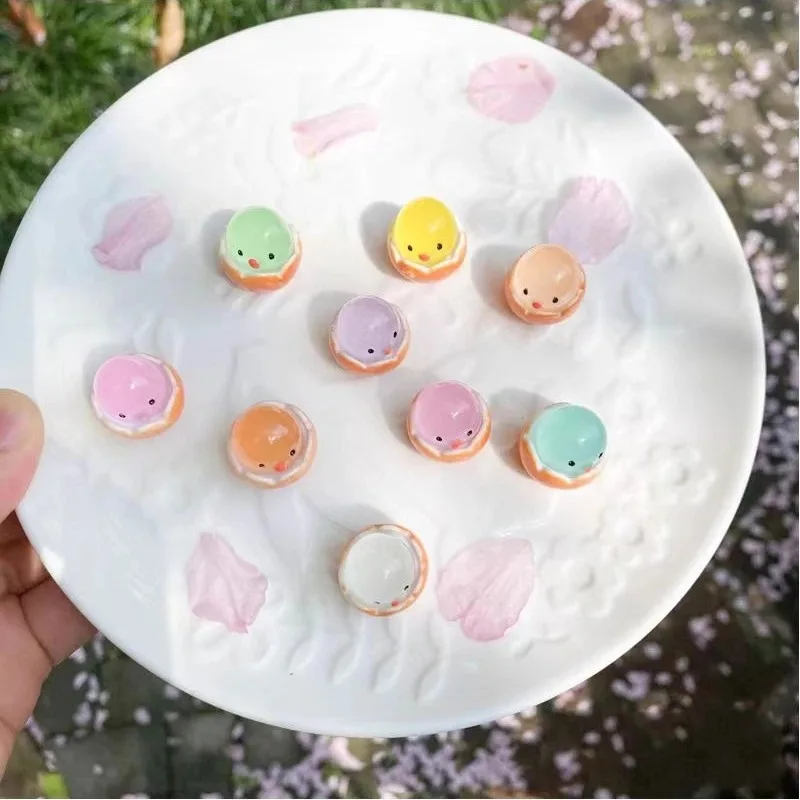 10-100 قطعة DIY بها بنفسك الراتنج زخرفة المشهد الصغير ، 10 قطعة فرخ قشر البيض المضيء ، لعبة جديدة للأطفال ، هدية رياض الأطفال