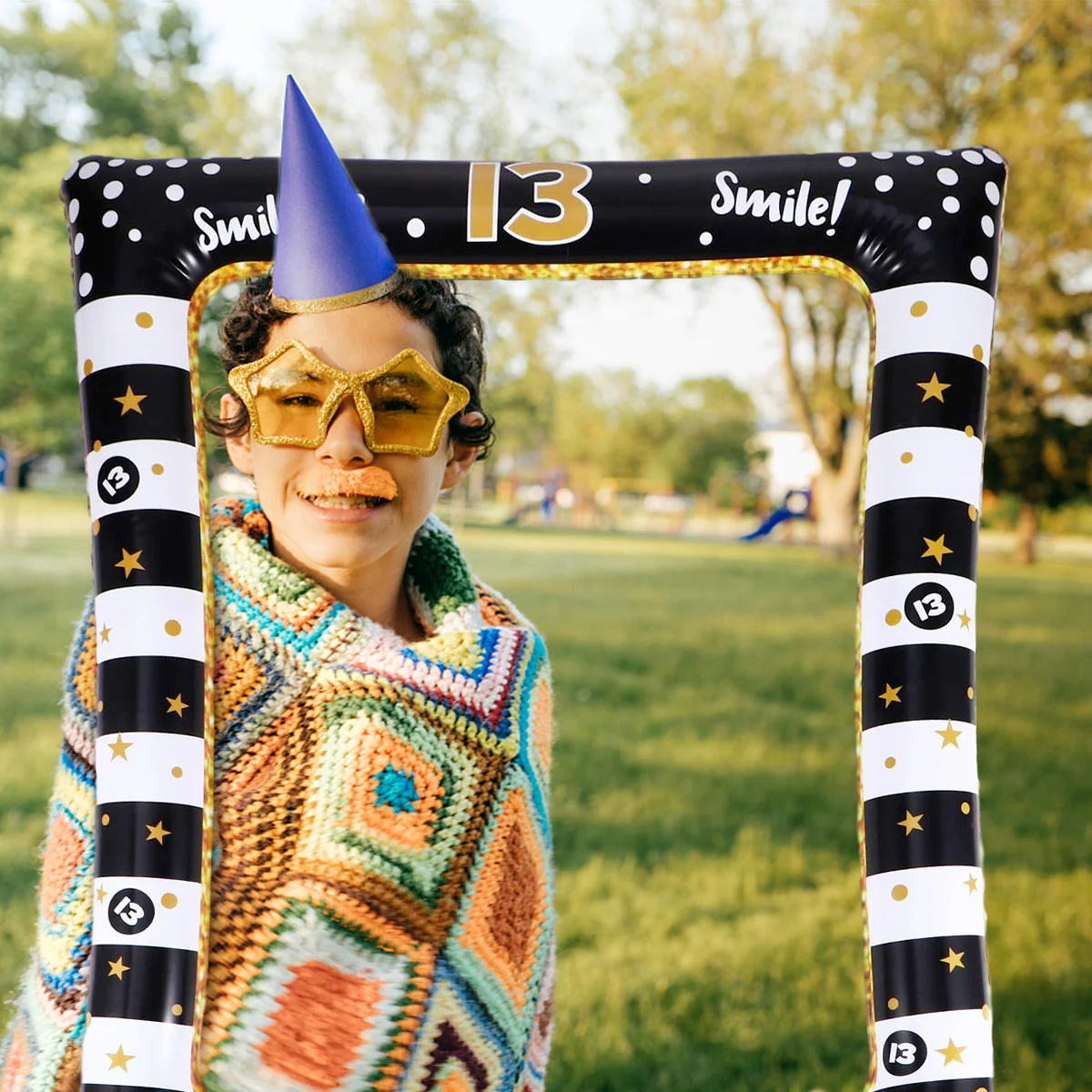 

1Pcs Inflatable Party Photo Frame PVC Material Creative Funny Elements Suitable for Kids Birthday Festivals Birthday Photo Frame