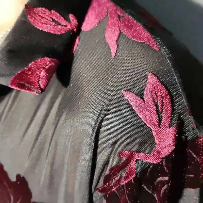 2023 Top Blouse Social Club Outfits Party Designer Shirt Fashion Velvet Flower Shirt Men Transparent Short Sleeve Sexy Shirt Red