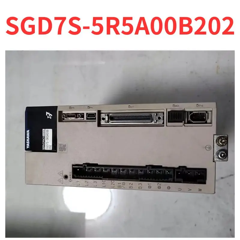 Second-hand  SGD7S-5R5A00B202  Servo Driver    tested OK