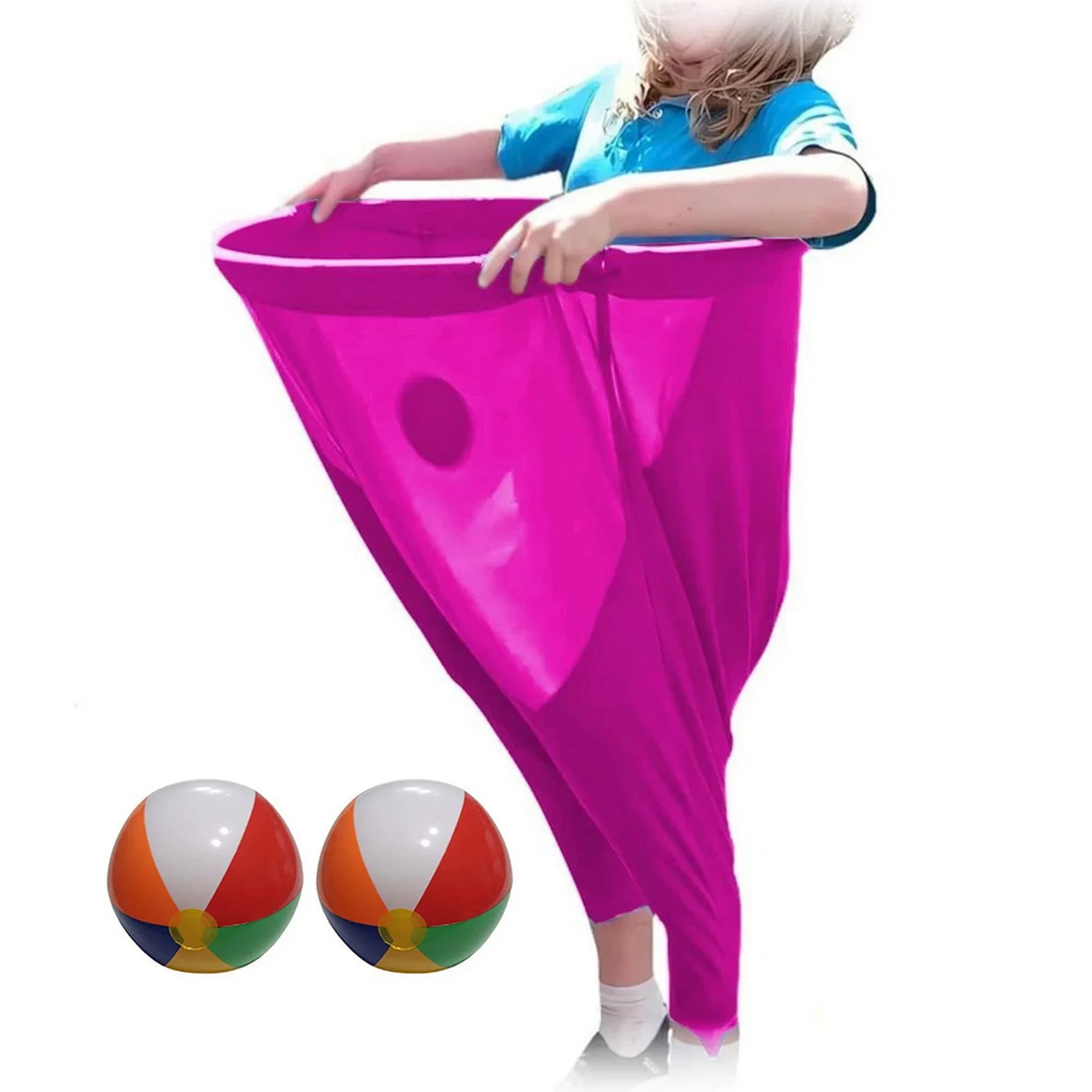 لعبة رمي الكرة في الهواء الطلق، لعبة الوالدين والطفل والأسرة الممتعة، ألعاب رياضية، سراويل الجدة، لعبة ساحة للعب في الفناء الخلفي على الشاطئ