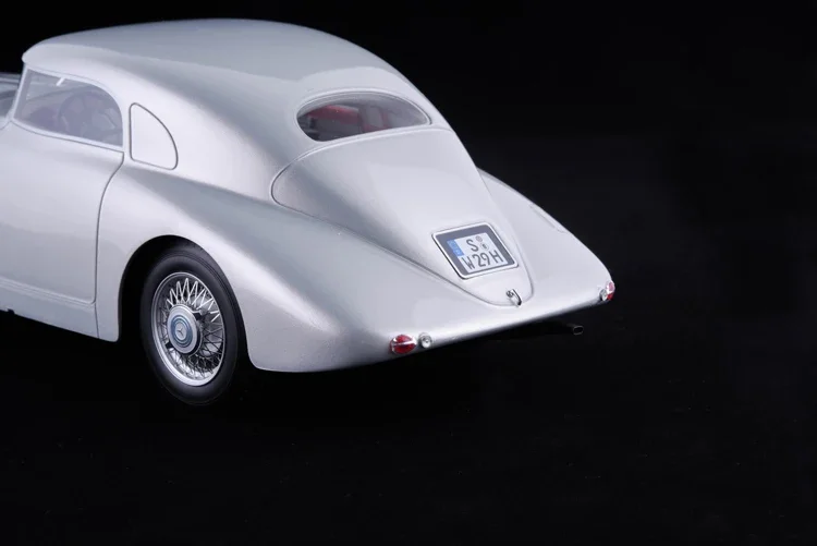 Bos 1:18 540K W29 1938 Vintage Car Simulation Limited Edition Resin Metal Static Car Model Toy Gift