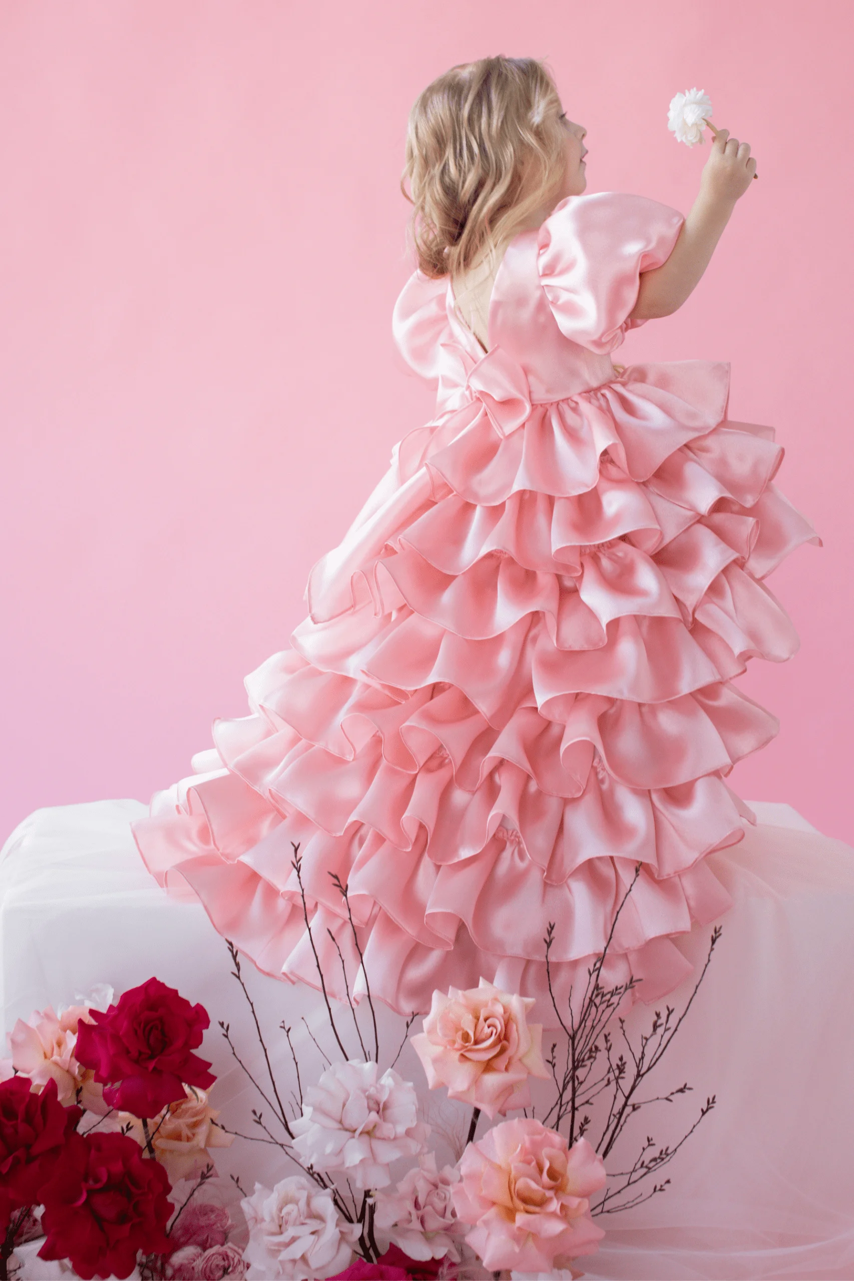 Vestido rosa elegante de flores para niña, para fiesta de boda, manga corta, bonito vestido de primera comunión con estratificación hinchada, regalo de cumpleaños para niños