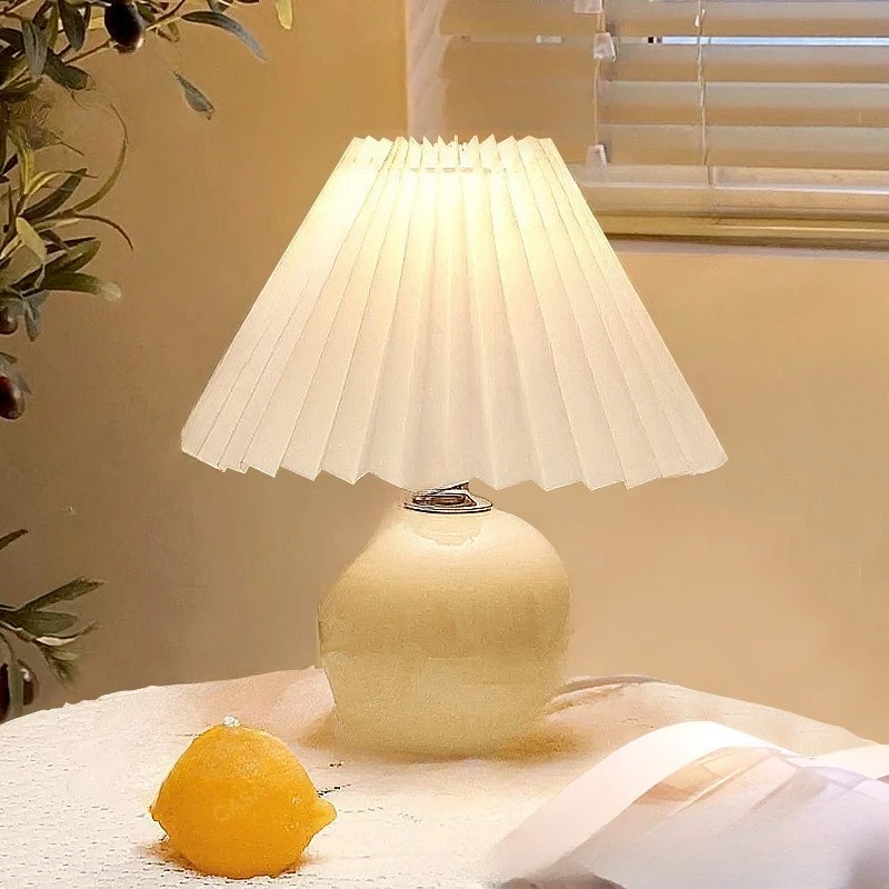Cream wind bedroom bedside table lamp Nordic pleated ceramic solid wood study desk decorative night light