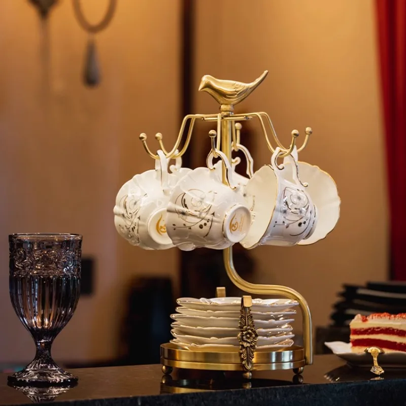 ヨーロッパ風コーヒーカップホルダー　軽奢真鍮製家庭用カップ＆ソーサー収納ハンガー　リビングルームダイニングテーブル　ウォーターカップ収納