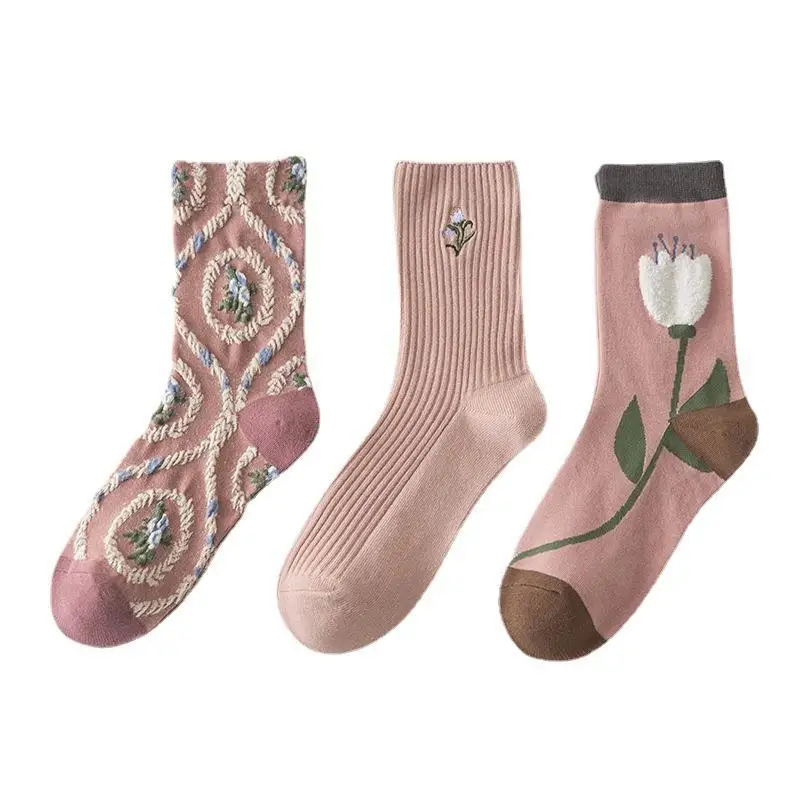 

Spring and summer embroidered women's mid-tube socks pink Japanese school style four seasons everything cotton socks